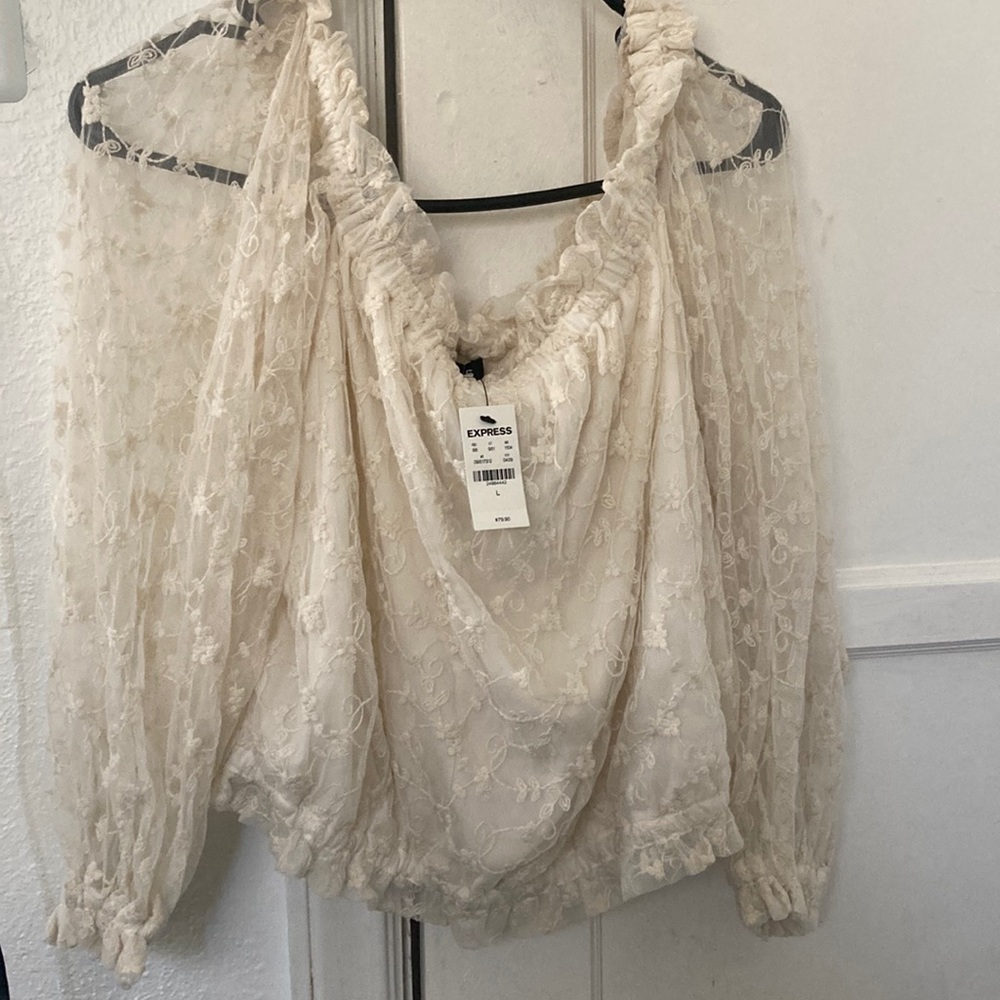 Express nwt cream lace top L